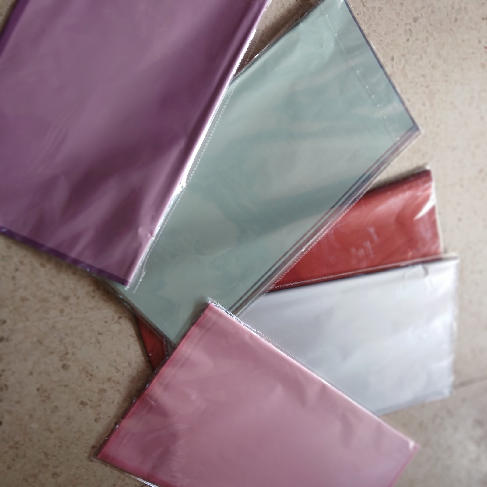 اوراق تغليف باقات الورد 