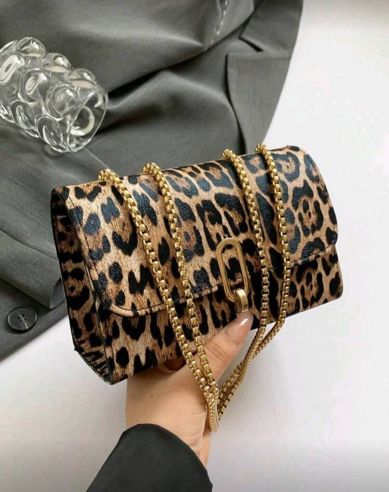 حقيبة نسائيه